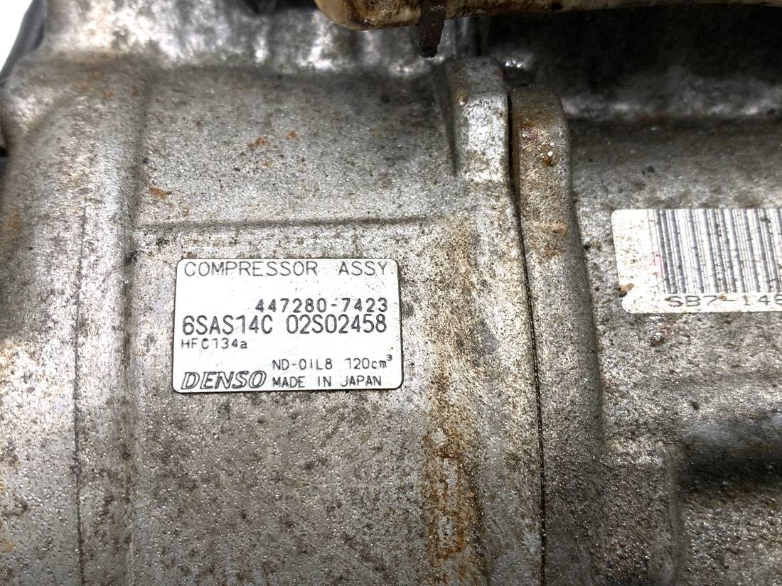 Компрессор кондиционера Mercedes A W176 447280-7423 — фото детали 4