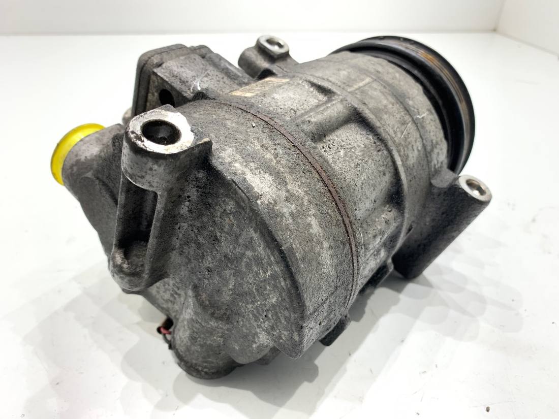 Компрессор кондиционера Mercedes A W176 447280-7100 — фото детали 2