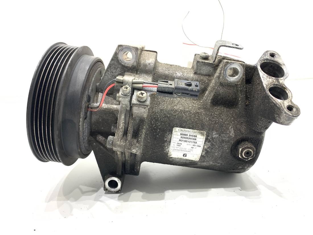 Компрессор кондиционера Nissan Pulsar 92600-3VC6B