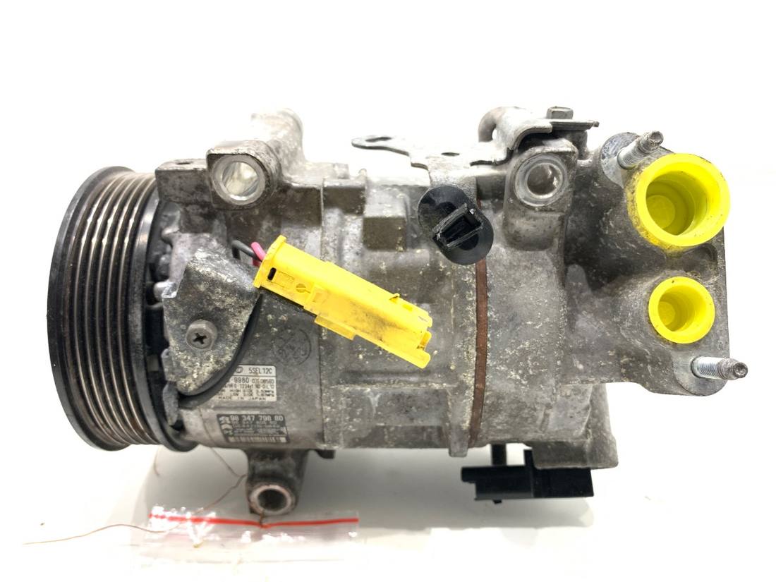 Компресор кондиціонера Opel Corsa F 9834779880