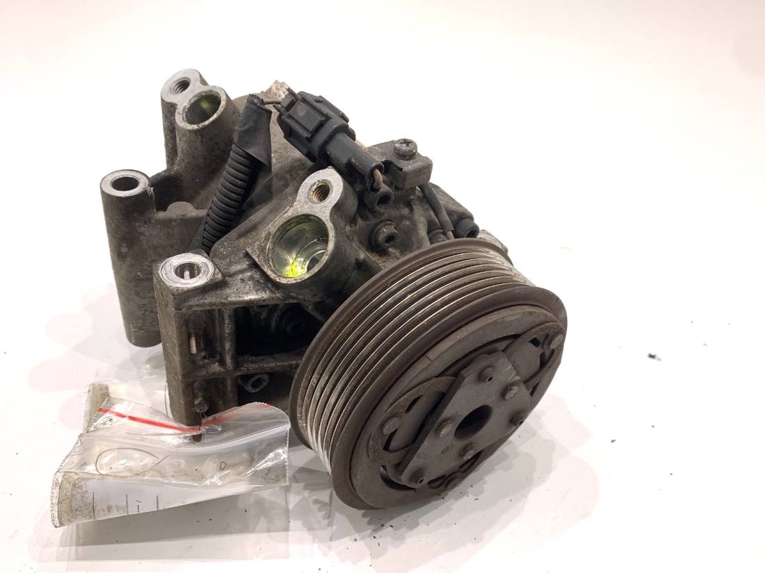 Компрессор кондиционера Nissan Micra 926003VA1D
