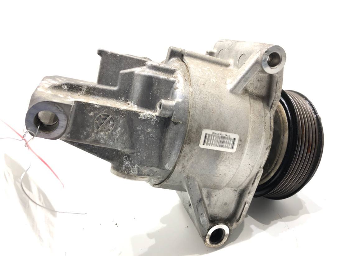 Компресор кондиціонера Dacia Duster 926001571R — фото деталі 3