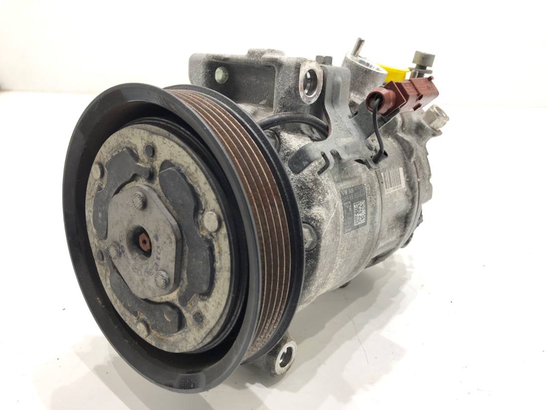 Компресор кондиціонера Audi Q3 5WA816803A