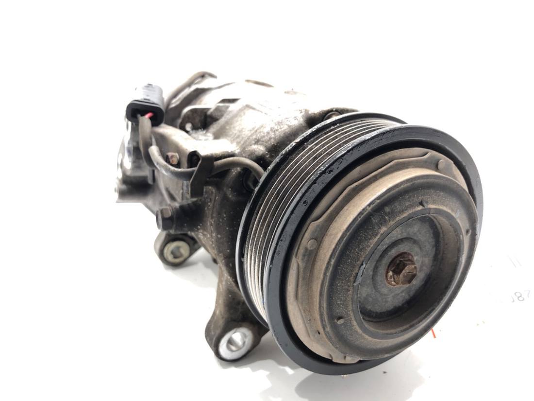 Компресор кондиціонера BMW 3 F34 9299328