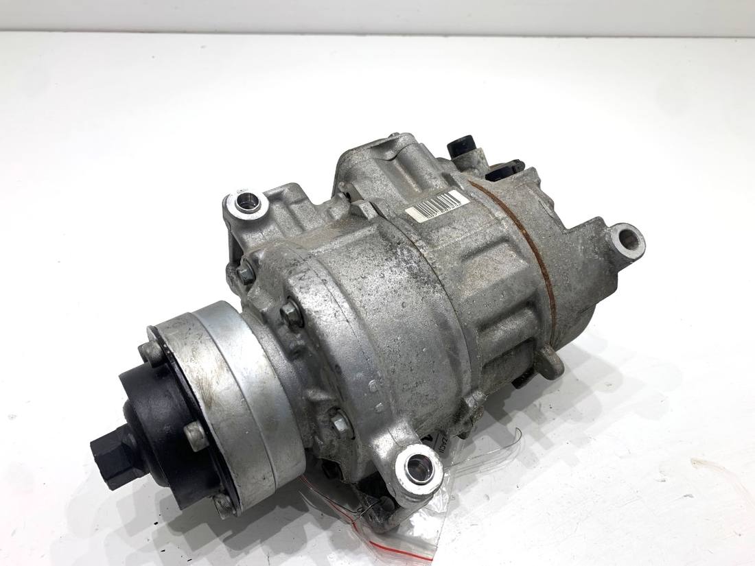 Компресор кондиціонера Audi A6 C7 4G0816803G — фото деталі 2