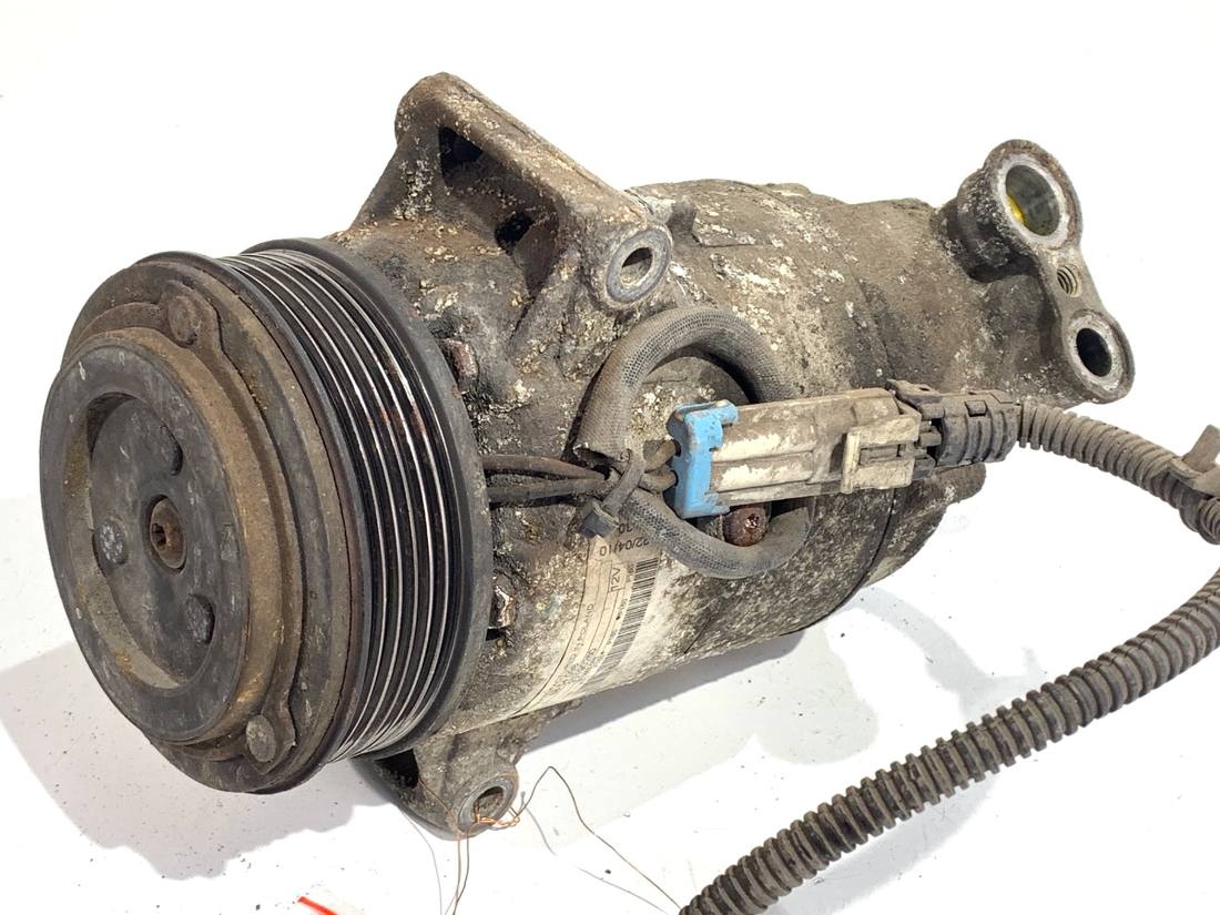 Компрессор кондиционера Opel Astra H 6854098