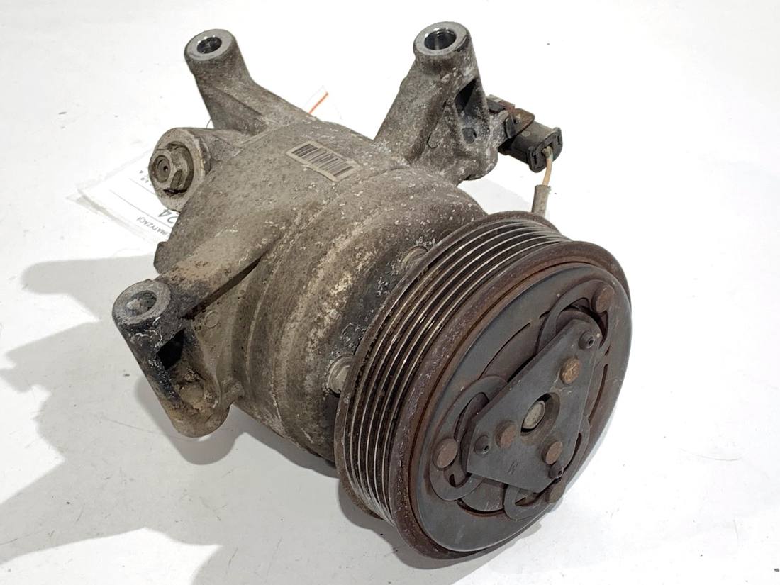 Компресор кондиціонера Toyota Aygo 88310-YV010-D