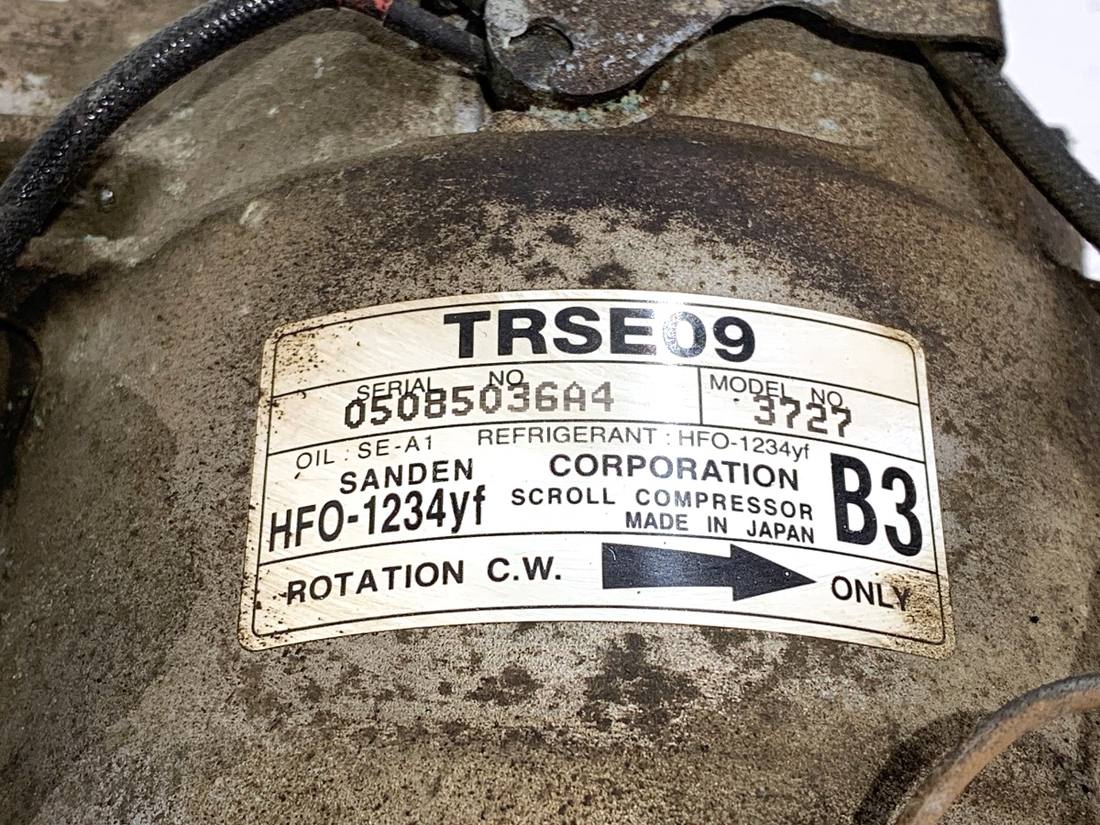 Компрессор кондиционера Honda Civic TRSE09 — фото детали 4