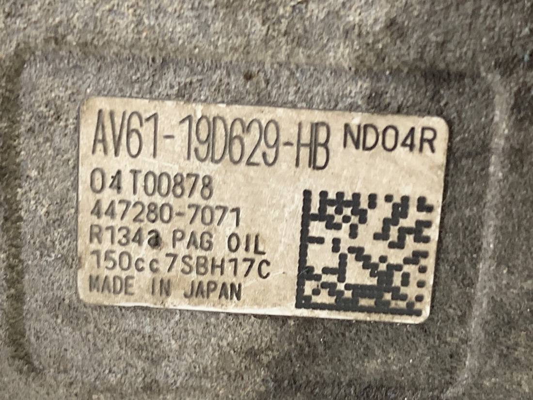 Компресор кондиціонера Ford Transit Connect AV6119D629HB — фото деталі 4