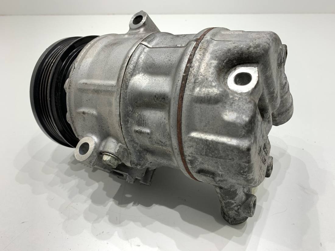 Компрессор кондиционера Opel Astra K 39157292 — фото детали 3