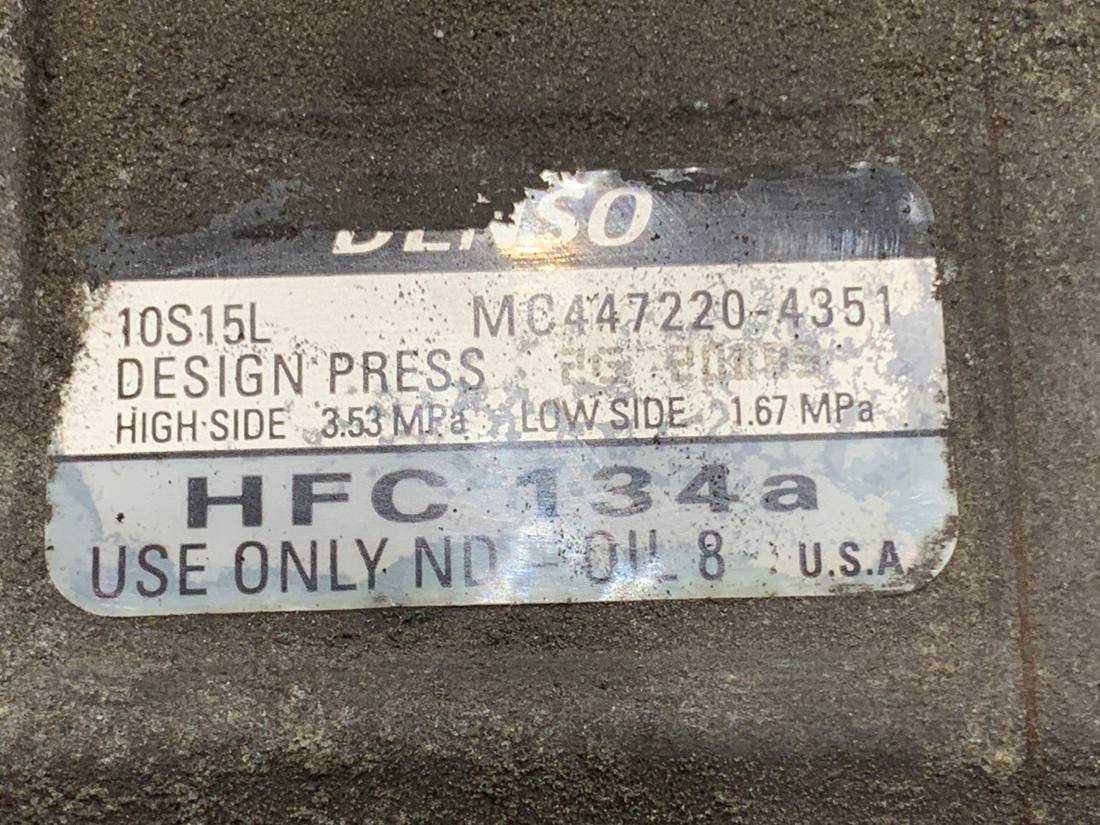Компресор кондиціонера Toyota Corolla E12 447220-4351 — фото деталі 5
