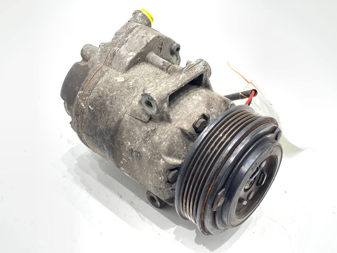 Компрессор кондиционера Opel Meriva B 13450515