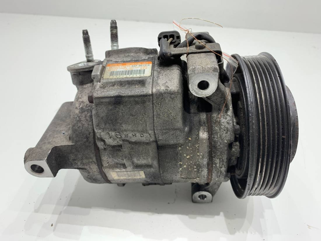 Компресор кондиціонера Jeep Grand Cherokee P68021835AE