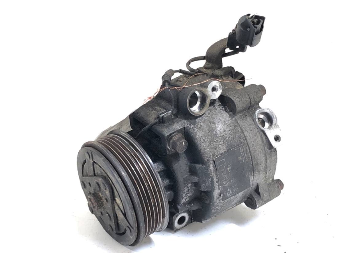 Компрессор кондиционера Mitsubishi Lancer 7813A411