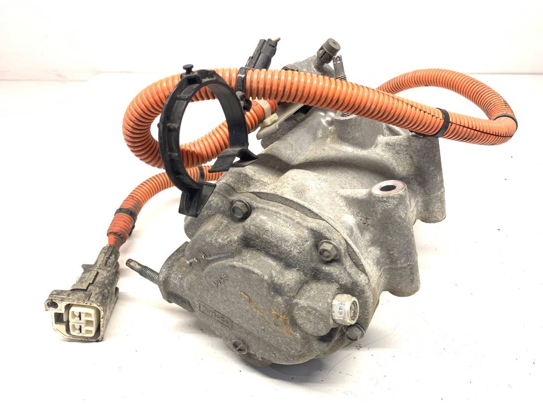 Компресор кондиціонера Ford Mondeo DG9H-19D623-AD — фото деталі 3