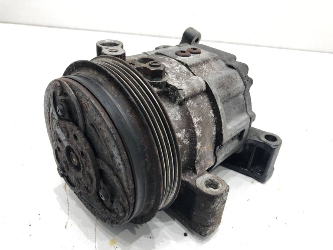Компресор кондиціонера Subaru Legacy 506221-4061 — фото деталі 2