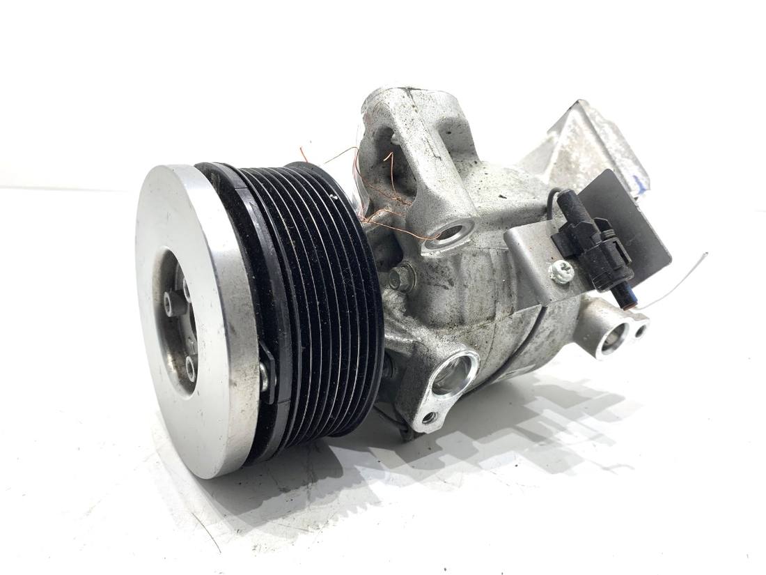Компрессор кондиционера Suzuki S-Cross 95201-74S00