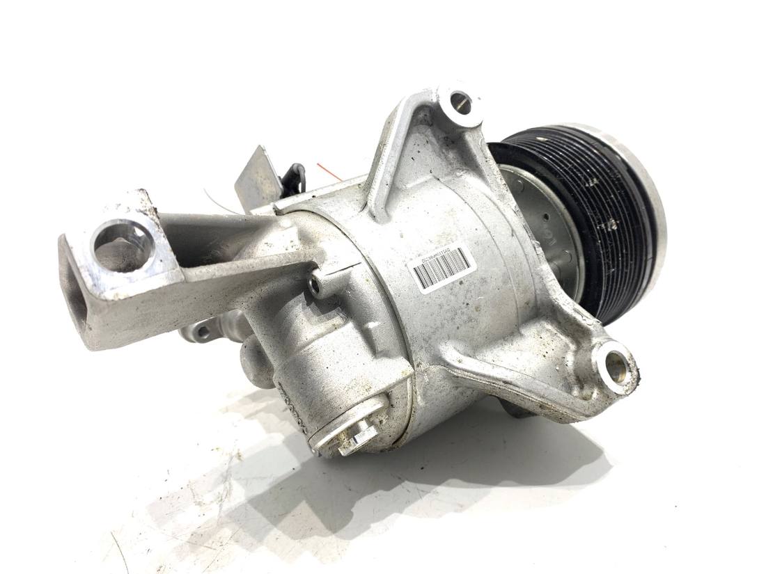 Компрессор кондиционера Suzuki S-Cross 95201-74S00 — фото детали 2