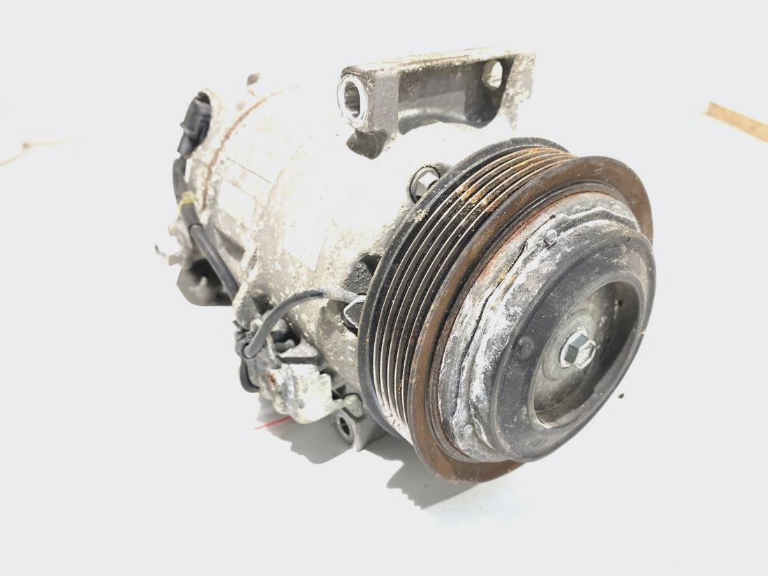 Компресор кондиціонера Nissan X-trail 926004MS1A
