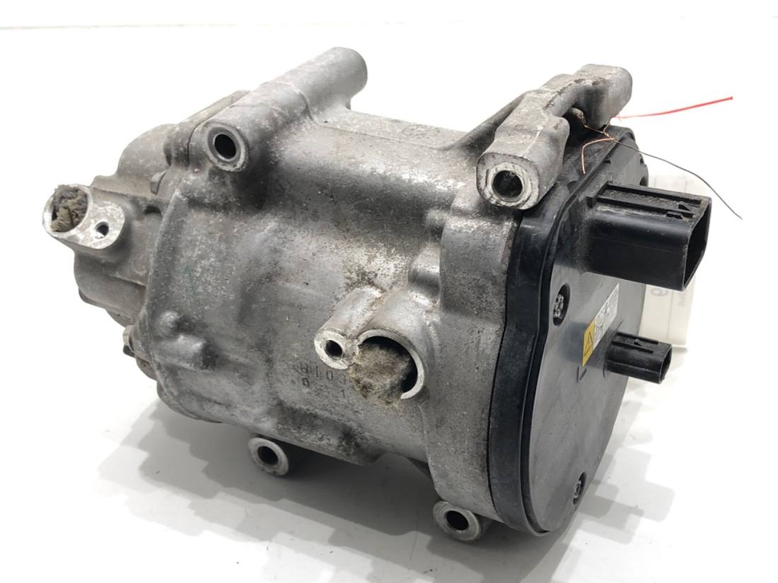 Компресор кондиціонера Toyota Corolla E21 042400-0500