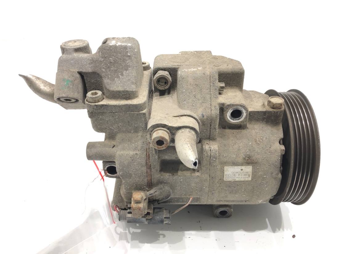 Компрессор кондиционера Mercedes Vaneo 447220-8871