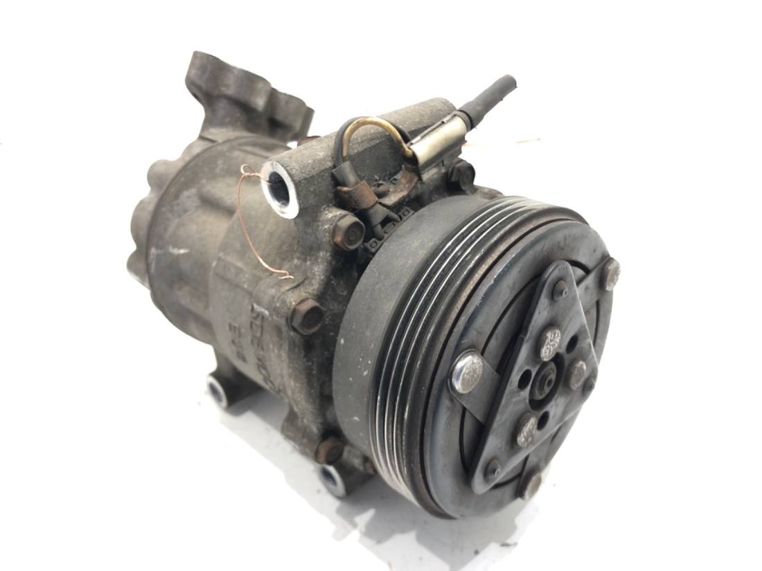 Компресор кондиціонера Renault Thalia 8200840770A