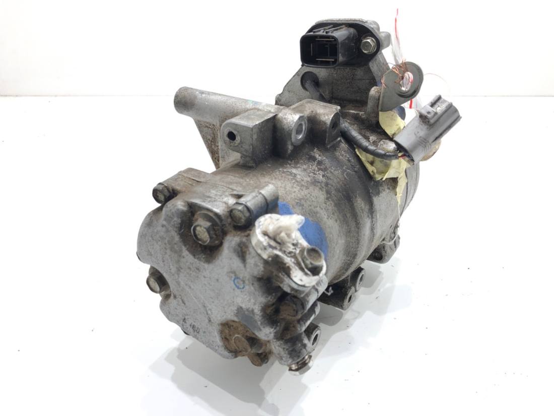 Компрессор кондиционера Mitsubishi Outlander AKJ200A304 — фото детали 2