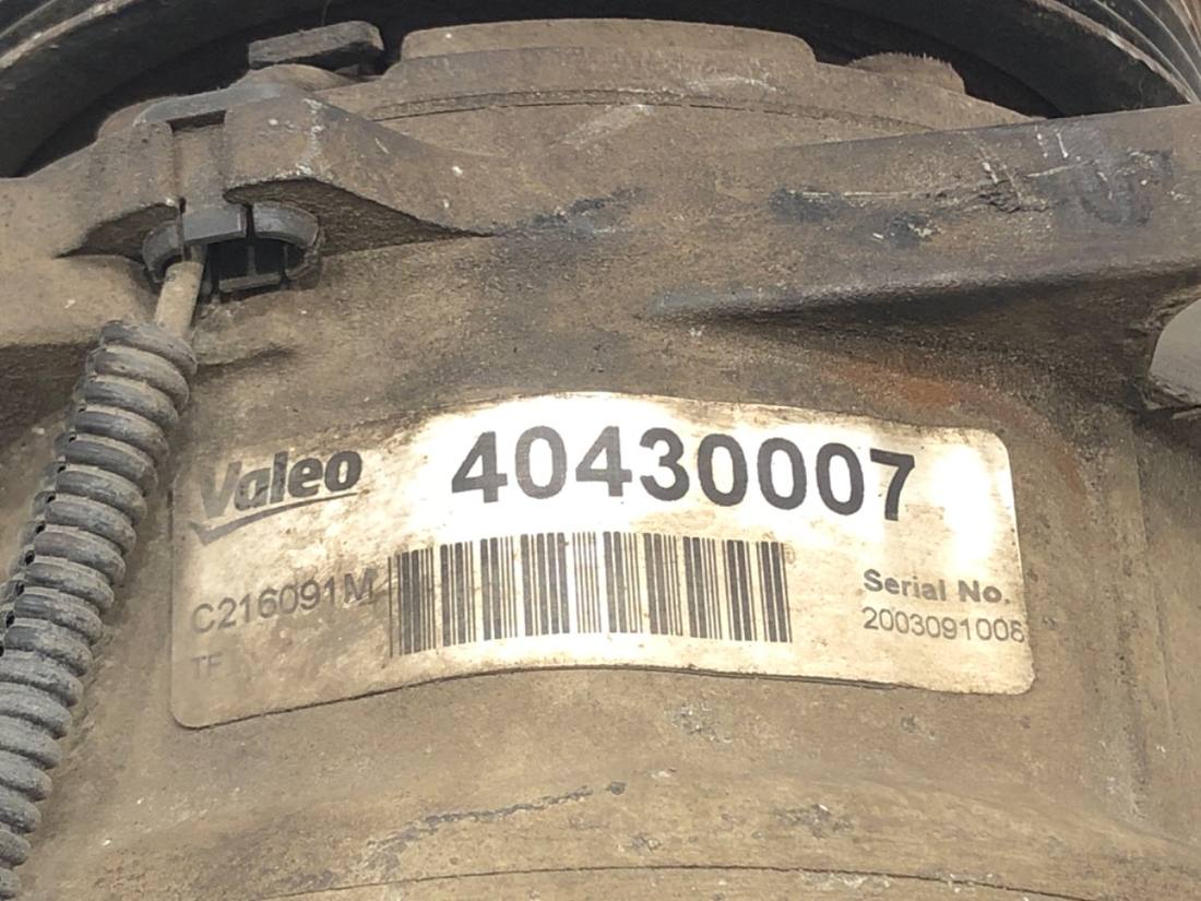 Компресор кондиціонера Peugeot Partner Z0006318C 40430007 — фото деталі 4