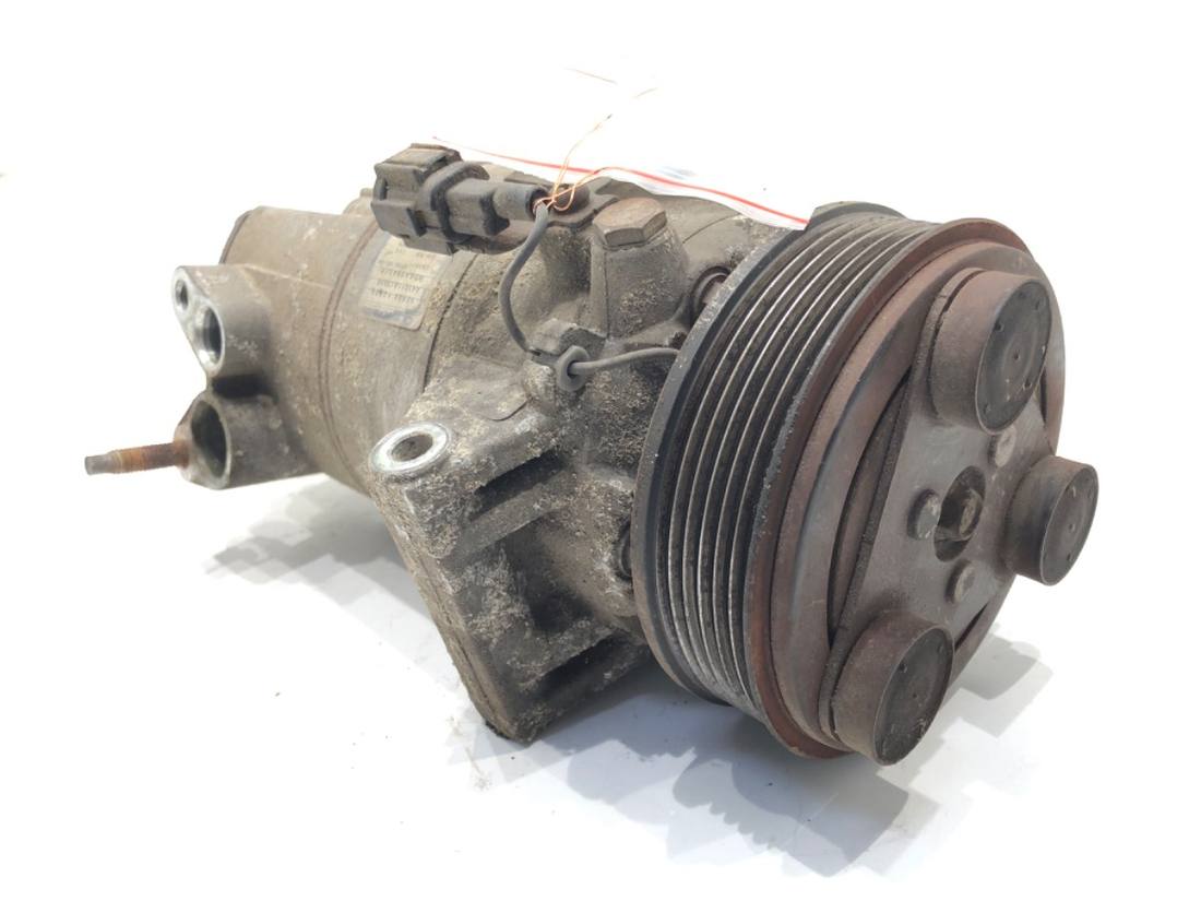 Компресор кондиціонера Nissan Tiida 926001U600 — фото деталі 2
