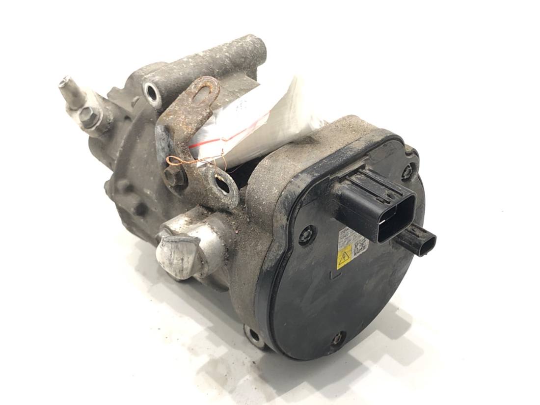 Компресор кондиціонера Toyota Corolla E21 042400-1201 — фото деталі 3