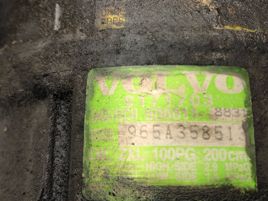 Компресор кондиціонера Volvo S70 9171703 — фото деталі 3