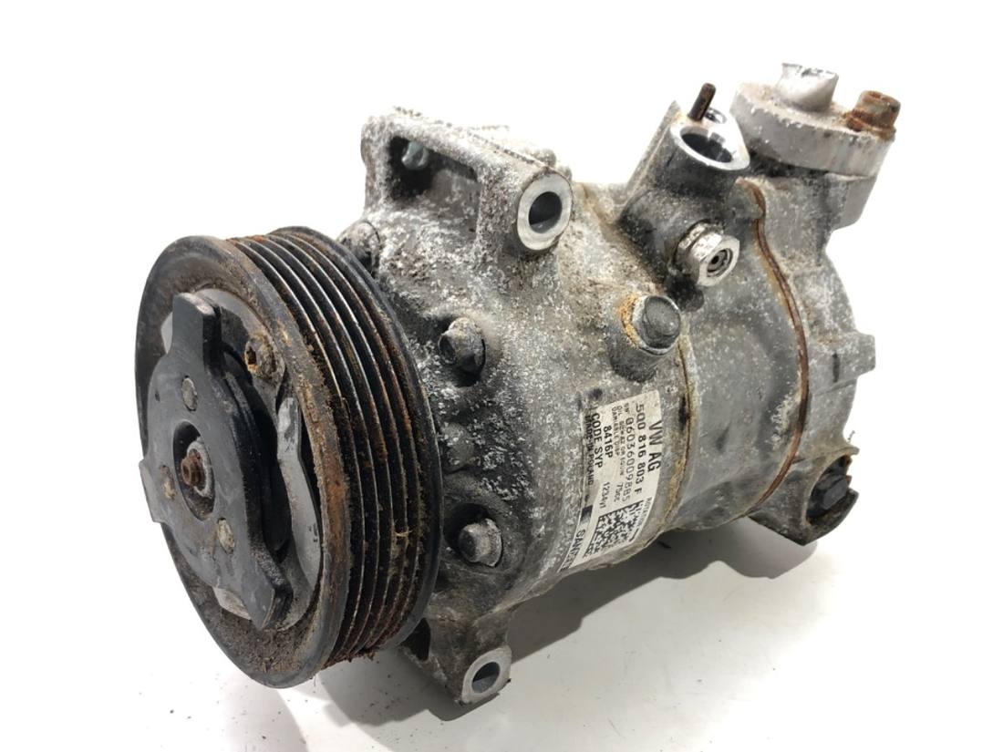 Компресор кондиціонера Skoda Fabia 3 5Q0816803F