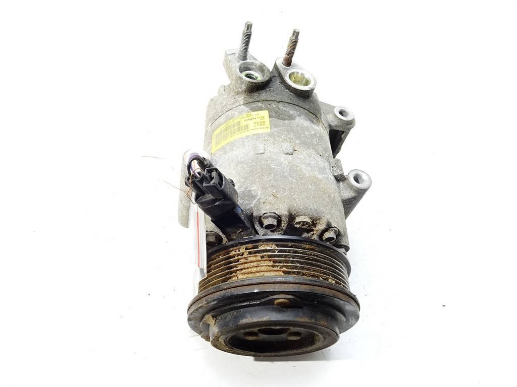 Компресор кондиціонера Ford Focus H1F1-19D629-GA — фото деталі 2