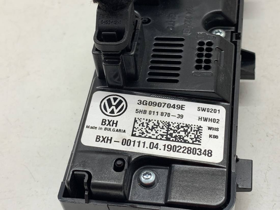 Блок керування пічкою клімат Volkswagen Arteon 3G0907049E — фото деталі 4