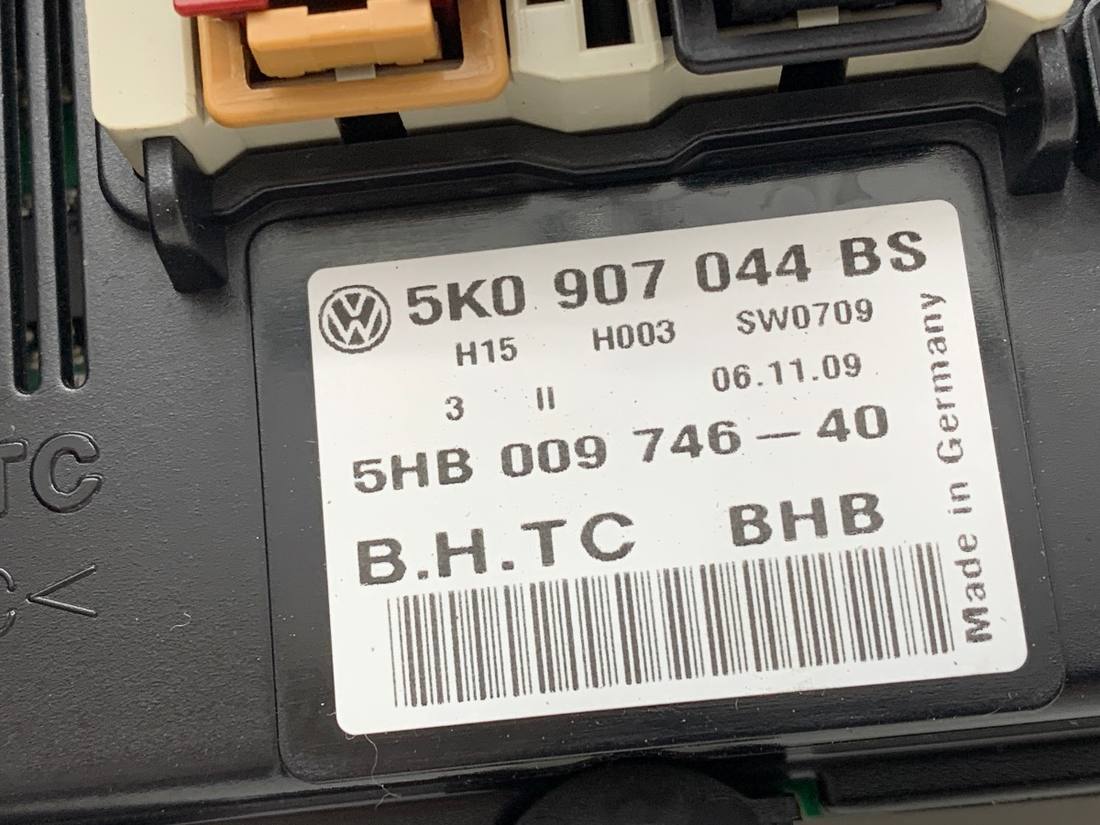 Блок керування пічкою клімат Volkswagen Scirocco 5K0907044BS — фото деталі 4