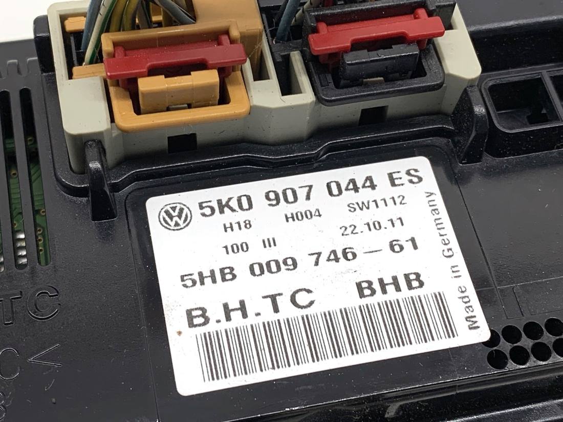 Блок керування пічкою клімат Volkswagen Jetta 5K0907044ES — фото деталі 4