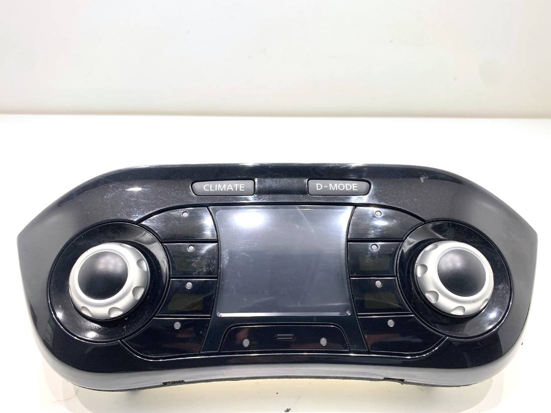 Блок керування пічкою клімат Nissan Juke 24845BV83C