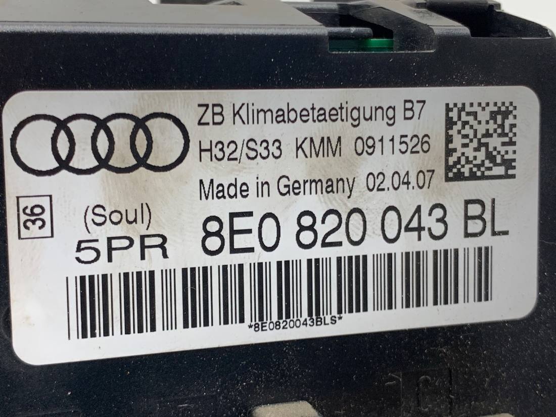 Блок керування пічкою клімат Audi A4 B7 8E0820043BL — фото деталі 4