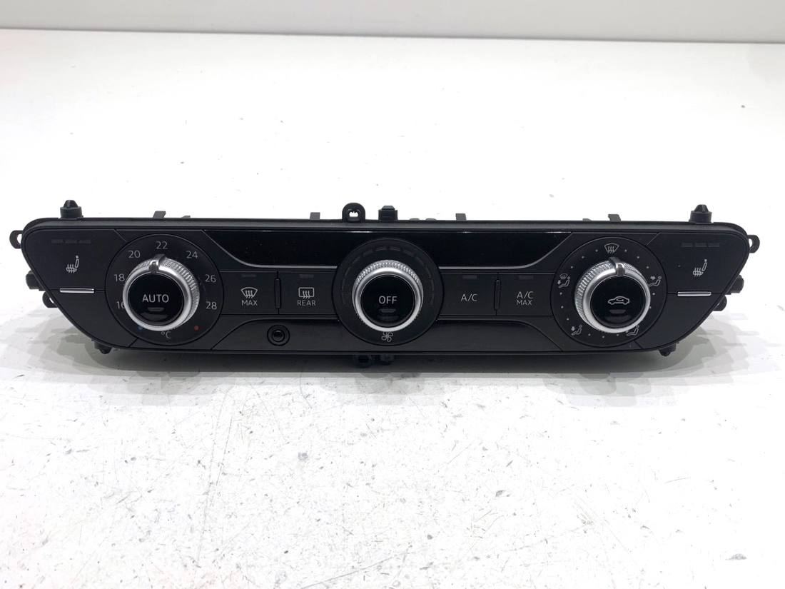 Блок керування пічкою клімат Audi A5 8T 8W0820043Q