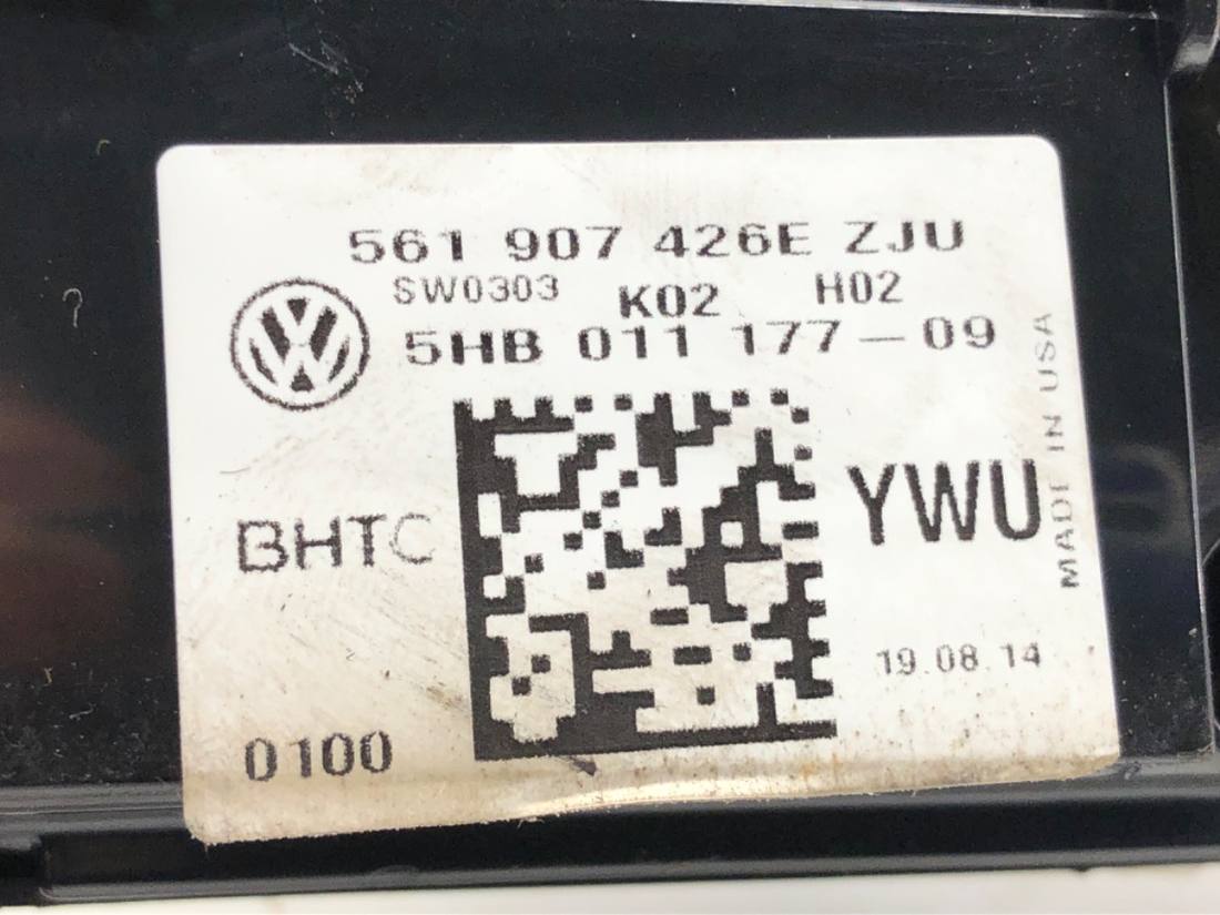 Блок керування пічкою клімат Volkswagen Passat B7 561907426E — фото деталі 3