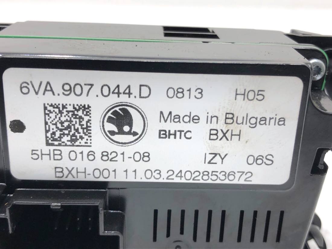 Блок керування пічкою клімат Skoda Kamiq 6VA907044D — фото деталі 5