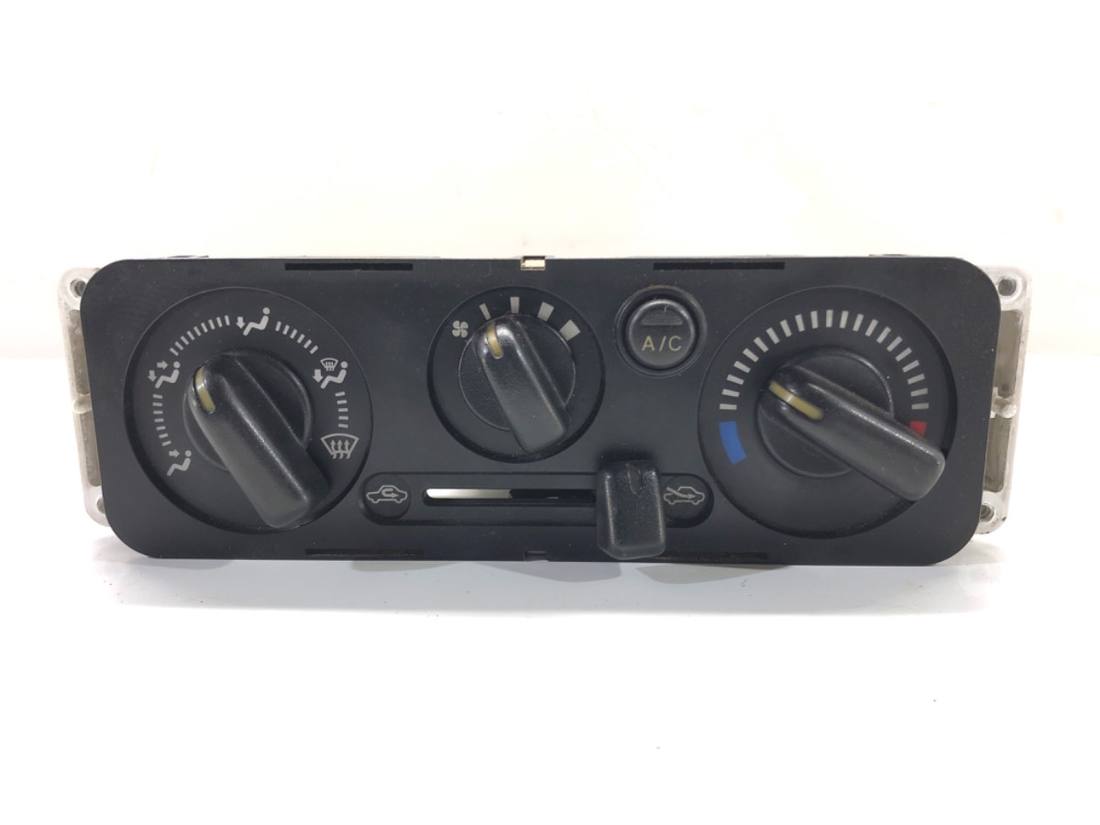 Блок керування пічкою клімат Suzuki Jimny 74400A70J4