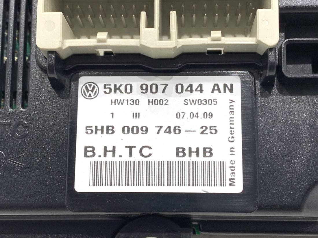 Блок керування пічкою клімат Volkswagen Passat CC 5K0907044AN — фото деталі 4