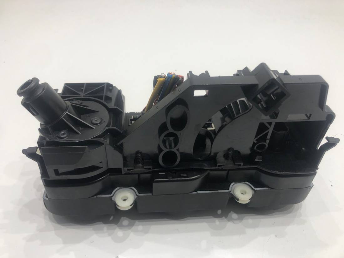 Блок керування пічкою клімат Volkswagen Golf 5 — фото деталі 3