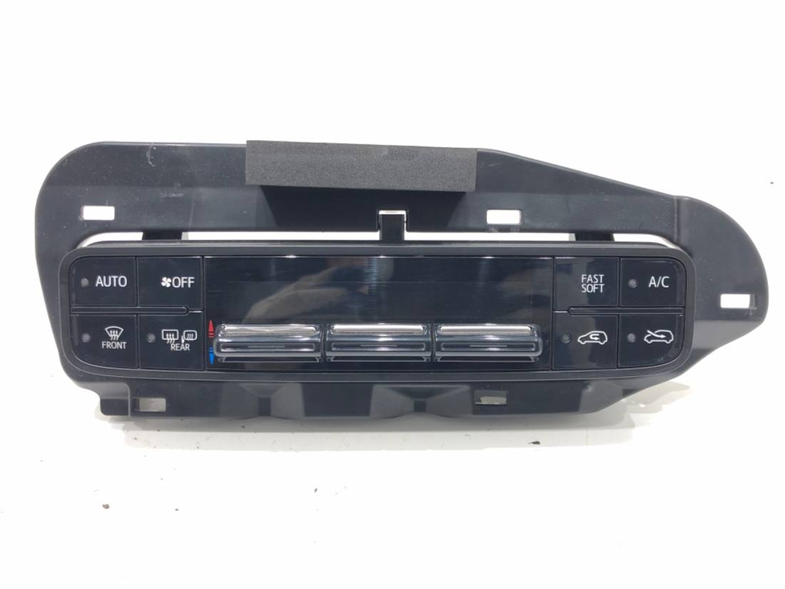 Блок керування пічкою клімат Toyota Auris 55468-02030