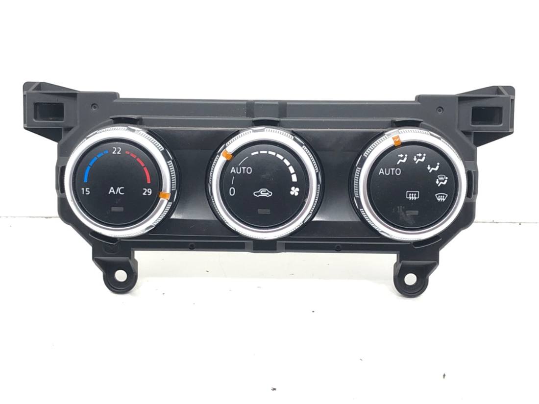 Блок керування пічкою клімат Mazda 2 DG7N
