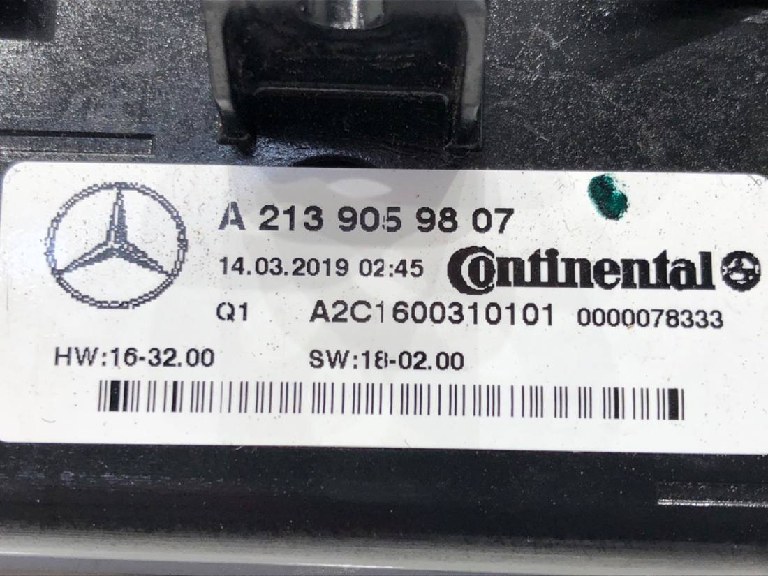 Блок керування пічкою клімат Mercedes CLS C257 A2139059807 — фото деталі 5
