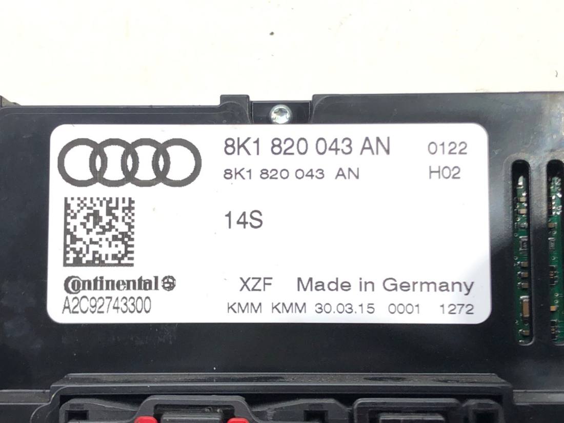 Блок керування пічкою клімат Audi A4 B8 8K1820043AN — фото деталі 3