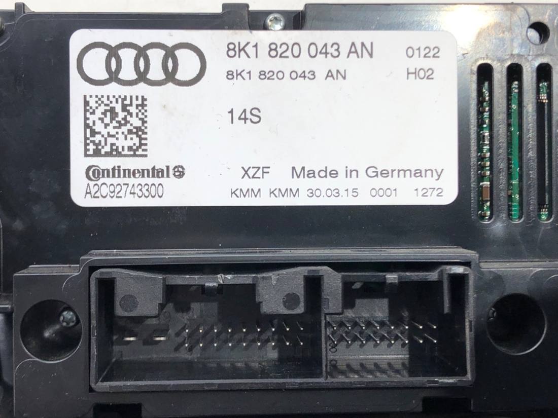 Блок керування пічкою клімат Audi A4 B8 8K1820043AN — фото деталі 4