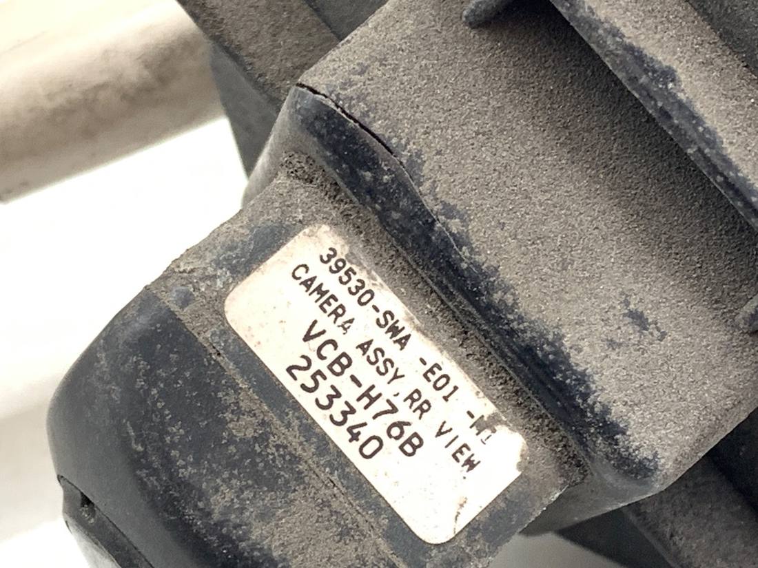 Камера заднього виду Honda CR-V 39530-SWA-E01-M1 — фото деталі 3